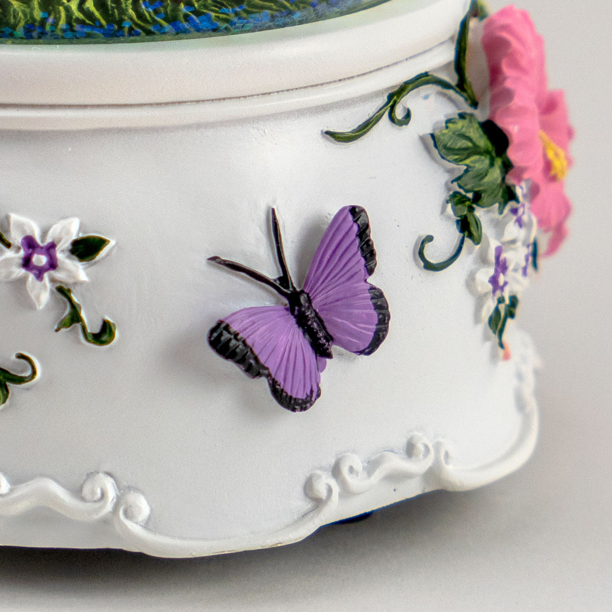 100 MM Butterfly with Flowers Water Globe