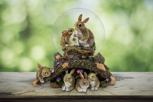 85 MM Bunny Family Playmates Water Globe San Francisco Music Box Company Collectible 683332664746