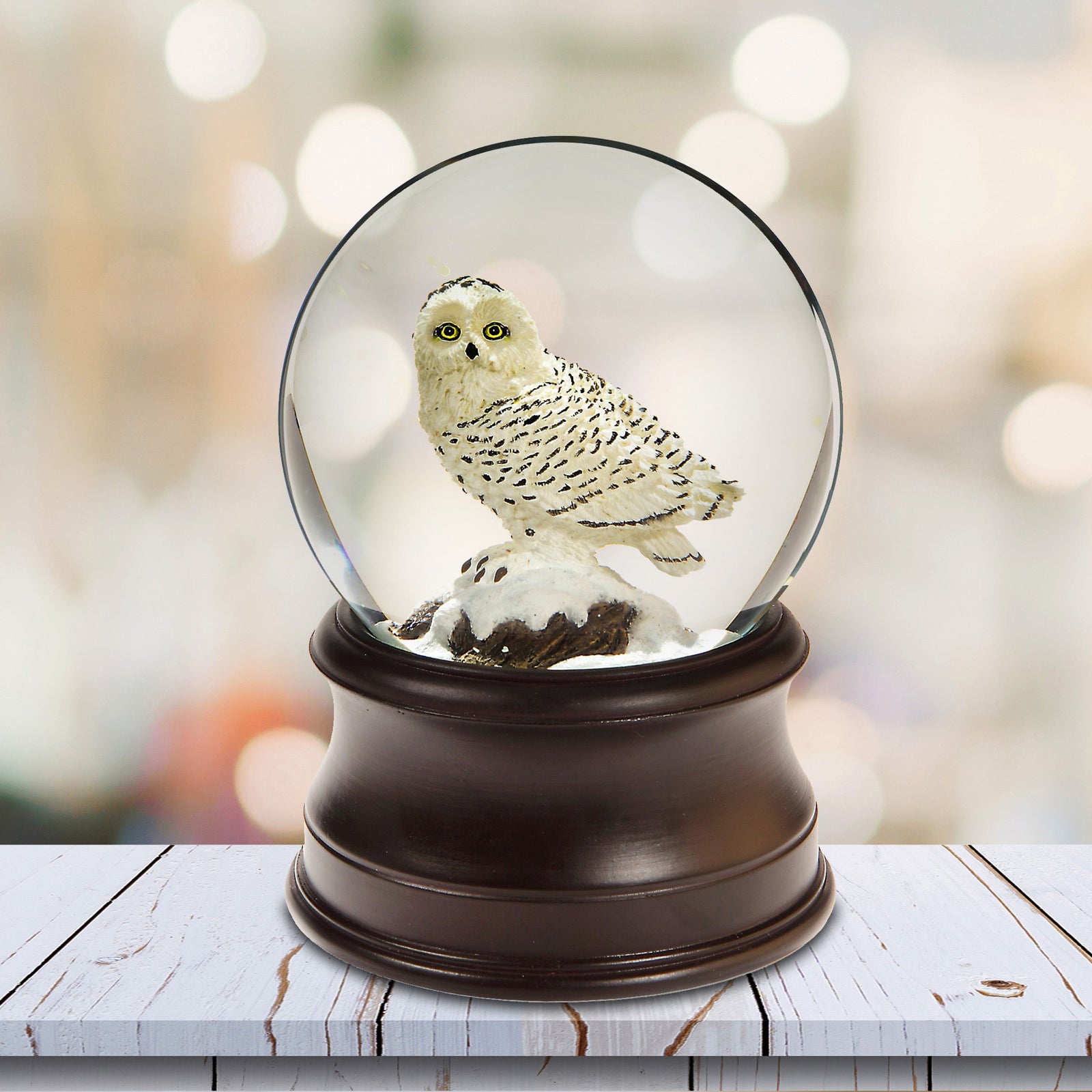 Snowy Owl Snow Globe